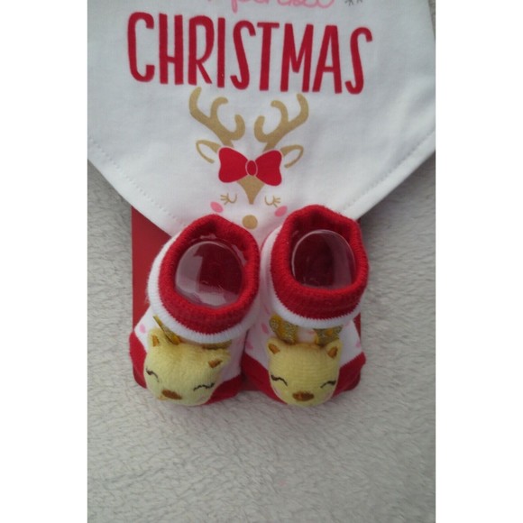 Sandy & Simon My First Christmas Set 3 Piece Set Hat Bib and Socks New - Picture 3 of 11